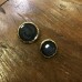 Botão Resinado Preto com Dourado Trabalhado Menor - 11392