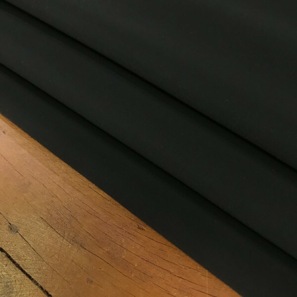 Malha Compact Premium Preto