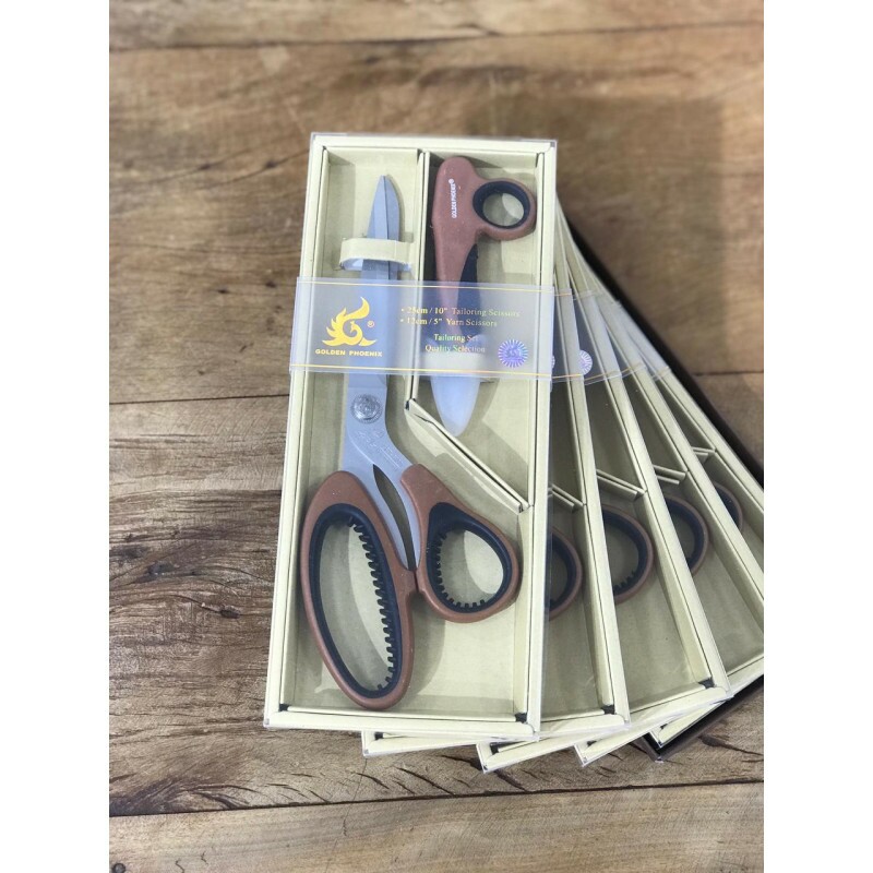 Kit Tesoura de Corte e Tesoura de Arremate 13798 Kit Tesoura de Corte e Tesoura de Arremate 13798