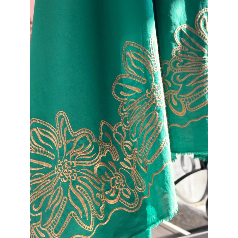 Algodão Pele de Ovo com Barrado Bordado Verde Algodão Pele de Ovo com Barrado Bordado Verde