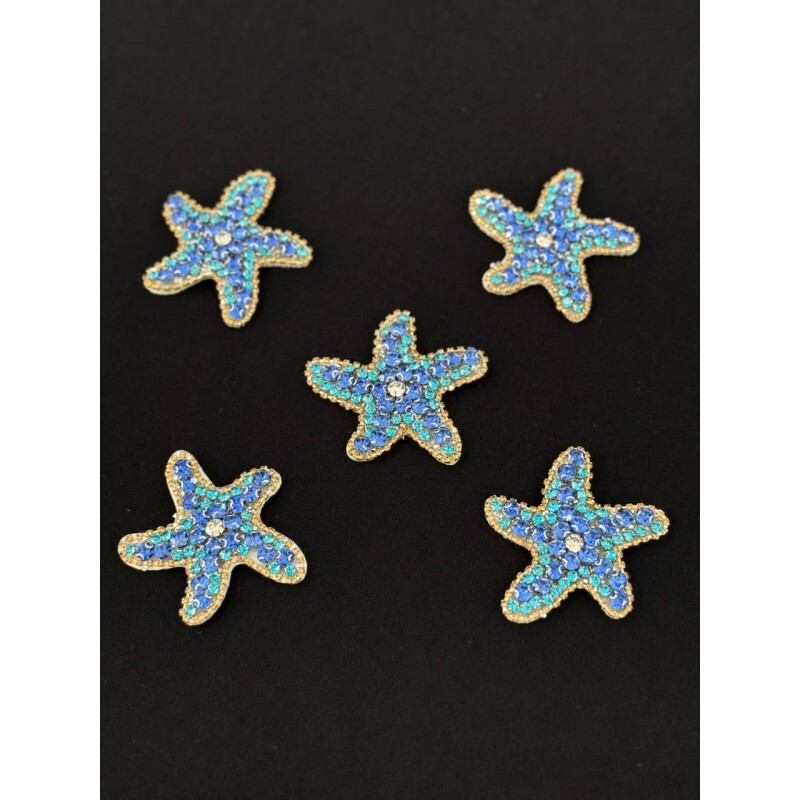 Aplicação bordadade estrela azul
