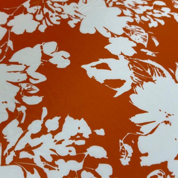 Cetim Belíve Fundo Laranja Floral Nude