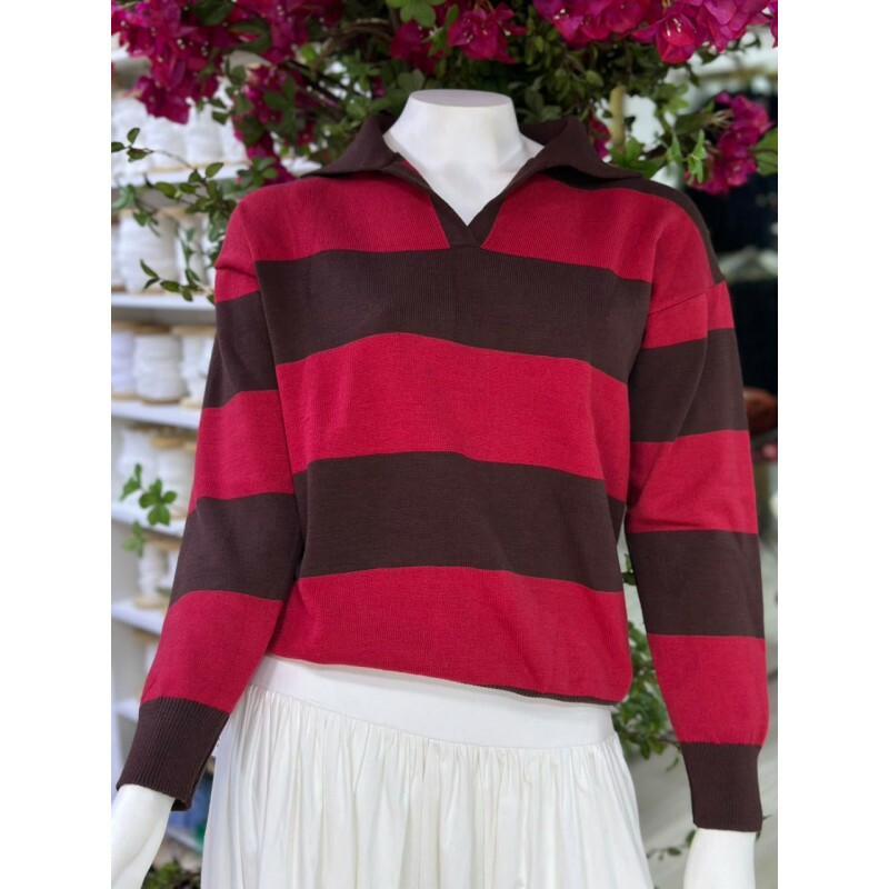Blusa Tricot c/ Gola Vemelho c/ Marrom Blusa Tricot c/ Gola Vemelho c/ Marrom