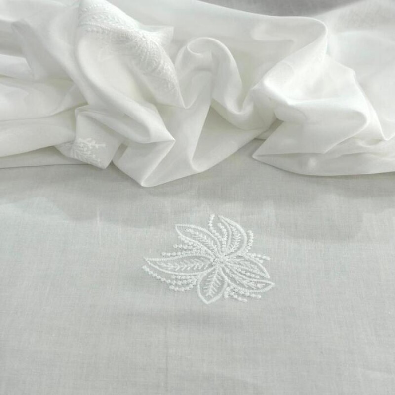 Bordado Brenda Branco Bordado Brenda Branco