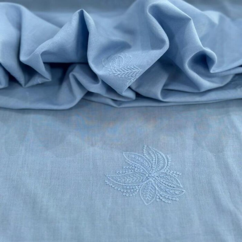 Bordado Brenda Azul Claro Bordado Brenda Azul Claro