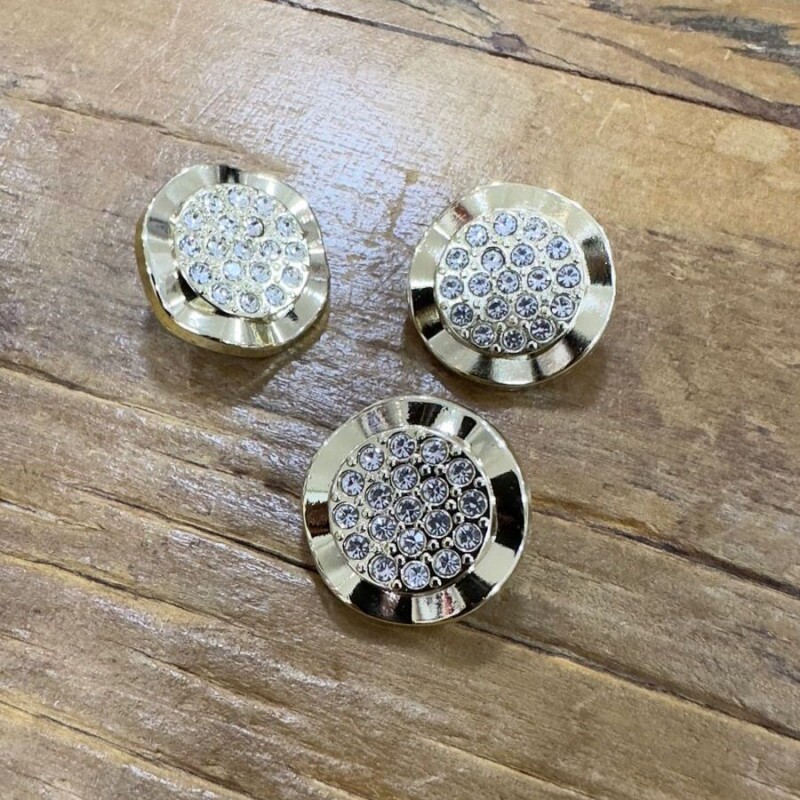 Botão Dourado Miolo com Strass Grande
