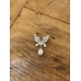 Broche de Borboleta com Pingente de Pérola Broche de Borboleta com Pingente de Pérola