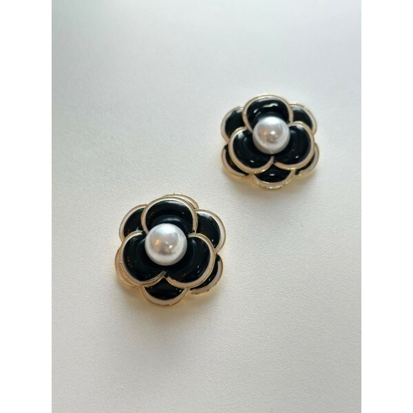 Broche Camélia Preta