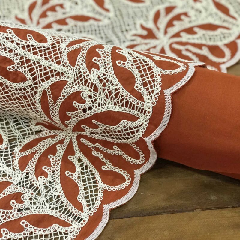 Laise Rechilieu Terracota e Natural Bordada com Palmeiras