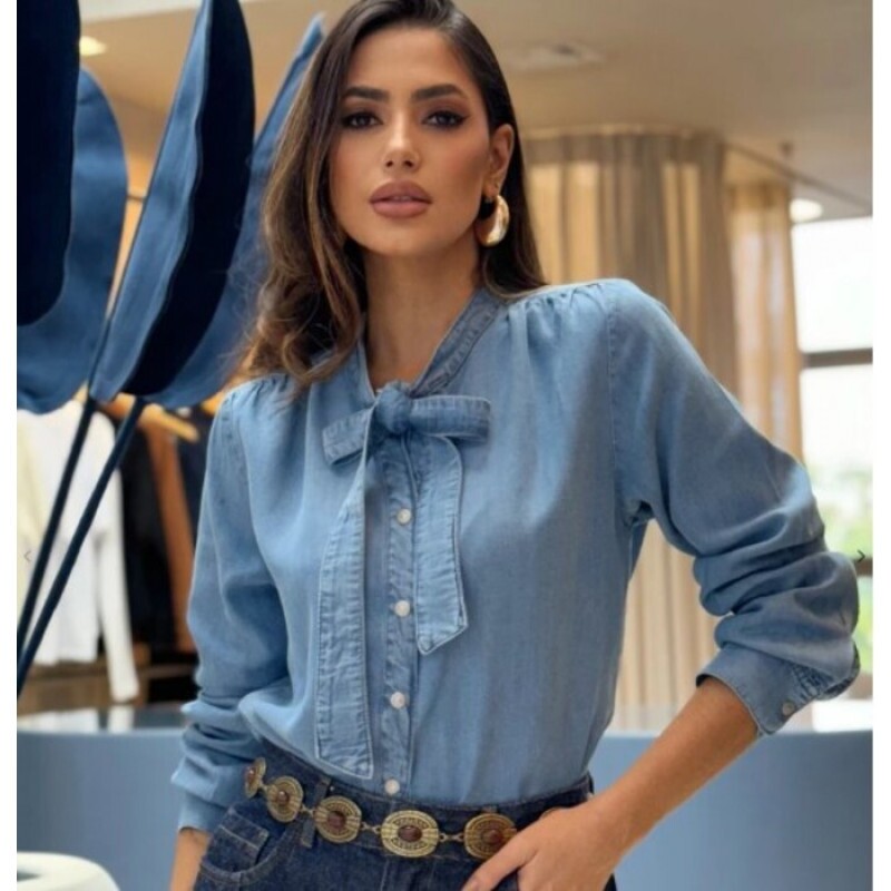 Camisa Jeans Suzane Maia Trama 