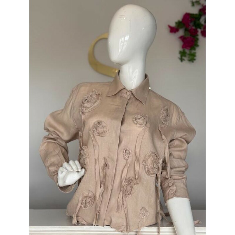 Camisa Linho Flores Aplicadas Bege