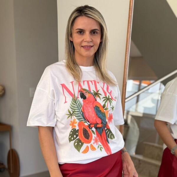 Camiseta Branca G Estampa Arara Native