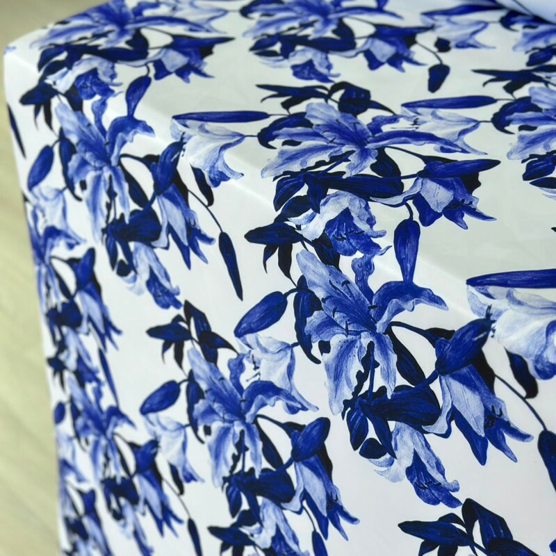 Cetim Bucol Lírios Azuis