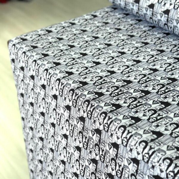 Cetim Bucol Carinhas P&B