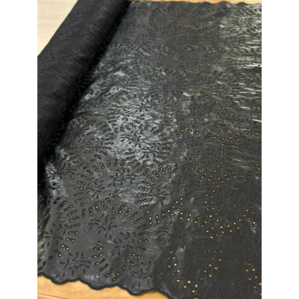 Rechilieu De Couro Preto