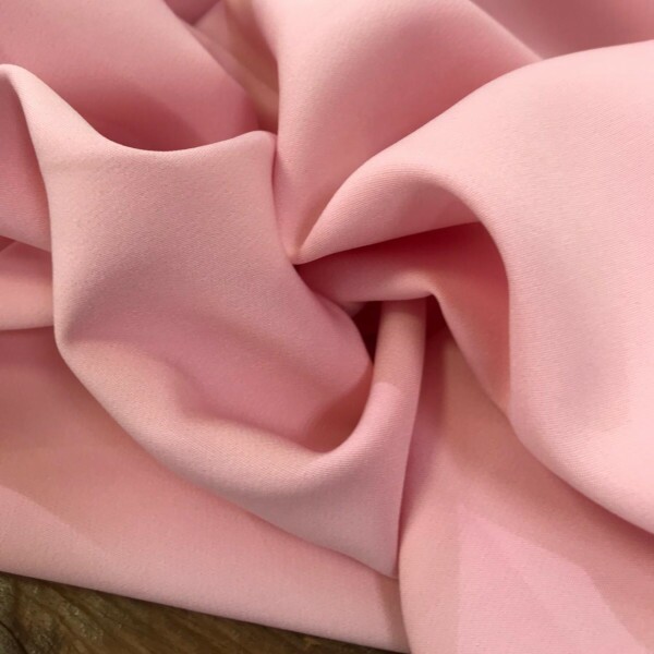 Alfaiataria Crepe Carolina Rosa Bebê