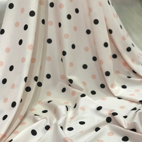 Viscoseda c/ Lycra Fundo Rosa com Poá Preto e Rosa