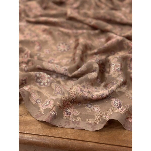 Saanvi Trufa - Devorê de viscose Indiano Saanvi Trufa - Devorê de viscose Indiano