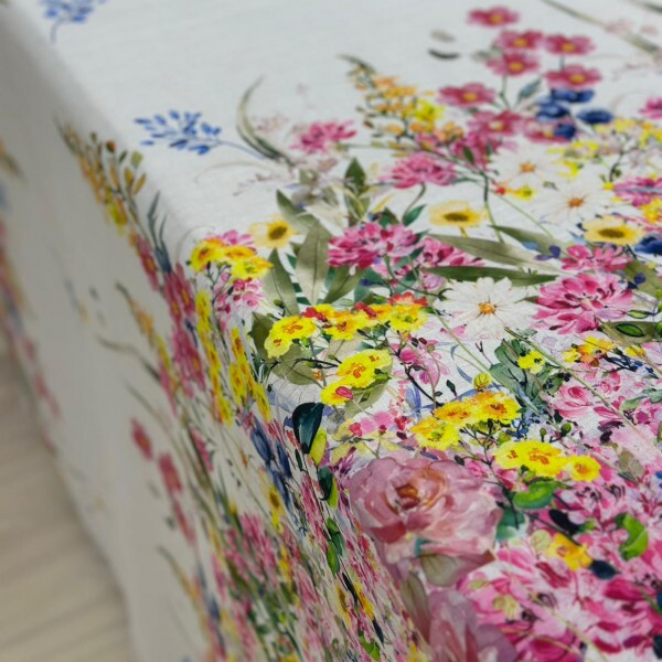 Linho Misto com Barrado Duplo Floral