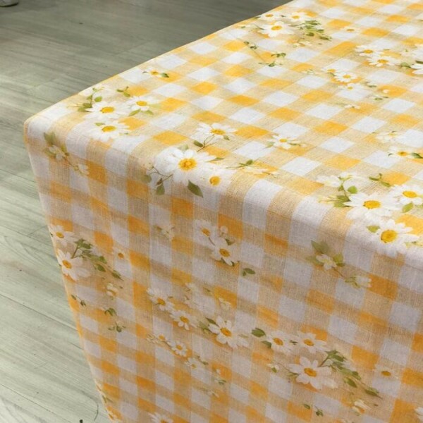 Linho Misto Xadrez com Margaridas