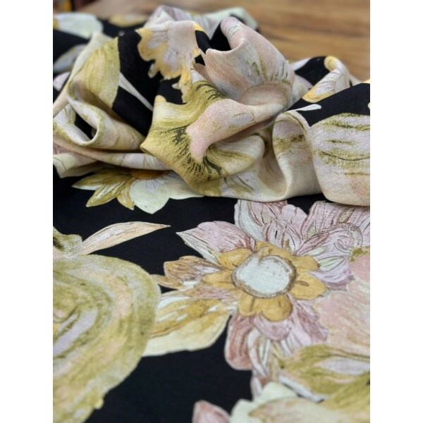 Linho Puro Paisley Fundo Preto
