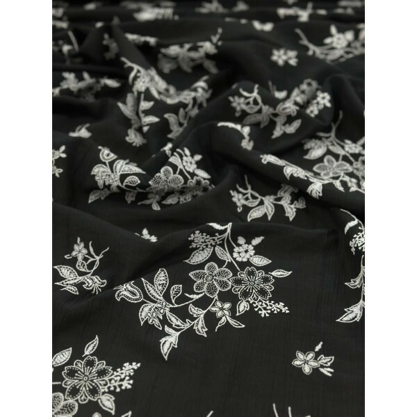 Liocel Flowers Print Preto Liocel Flowers Print Preto