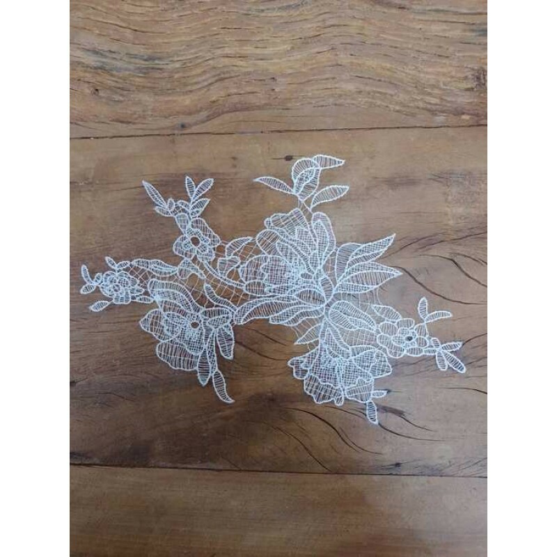 Aplique Branco Flores 13702