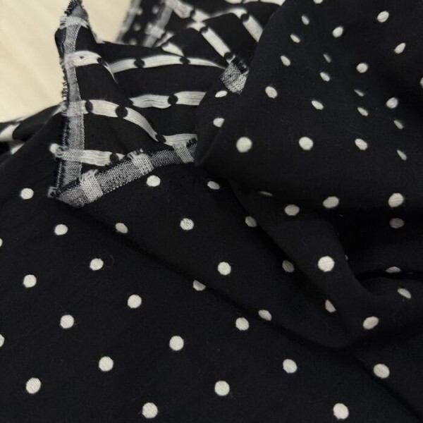 Jacquard Polka Dots 