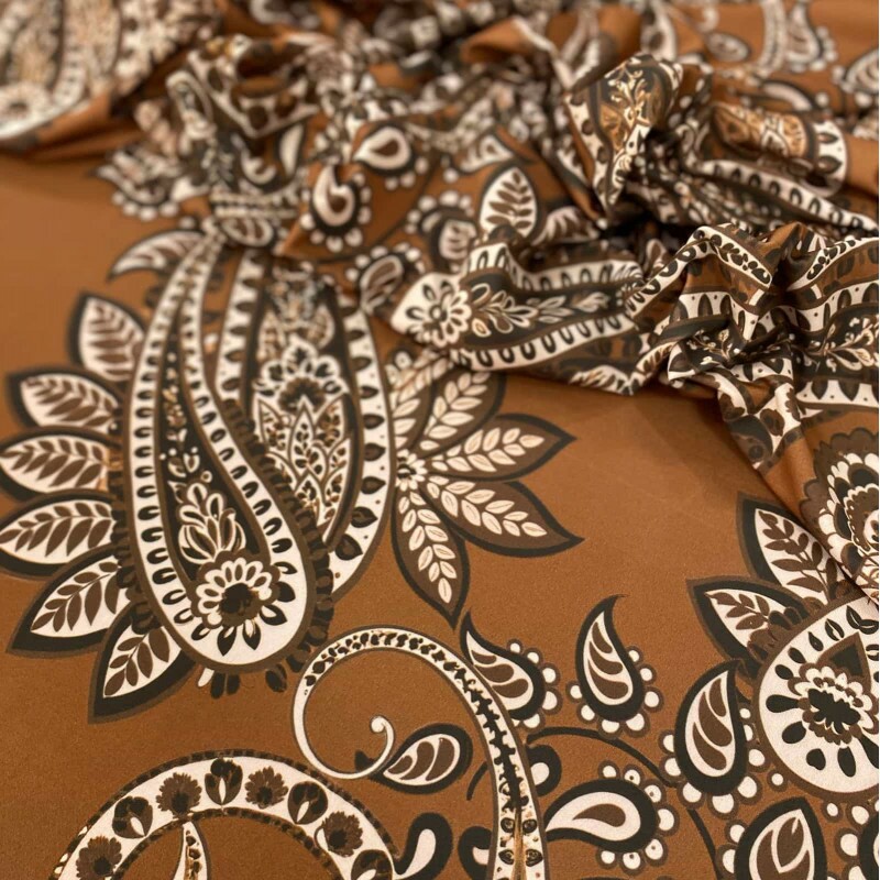 Malha Fluity Marrom Paisley