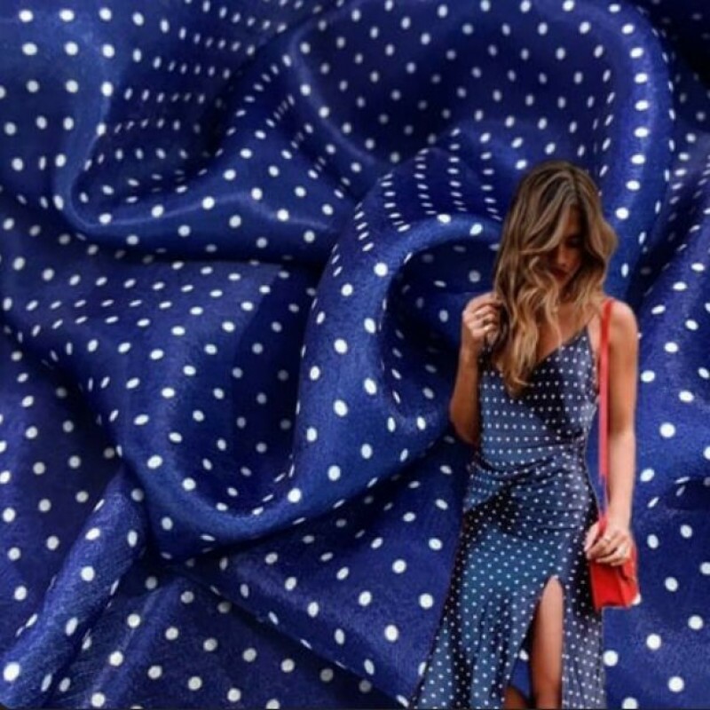 Cetim Resinado Azul com Poá Cetim Resinado Azul com Poá