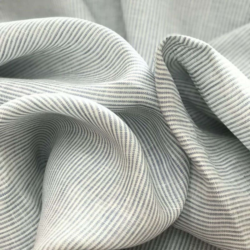 Linho puro Italiano Off White com Listra Azul Claro