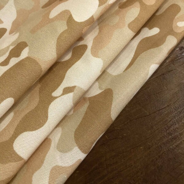 Brim Camuflagem Caramelo e Off White