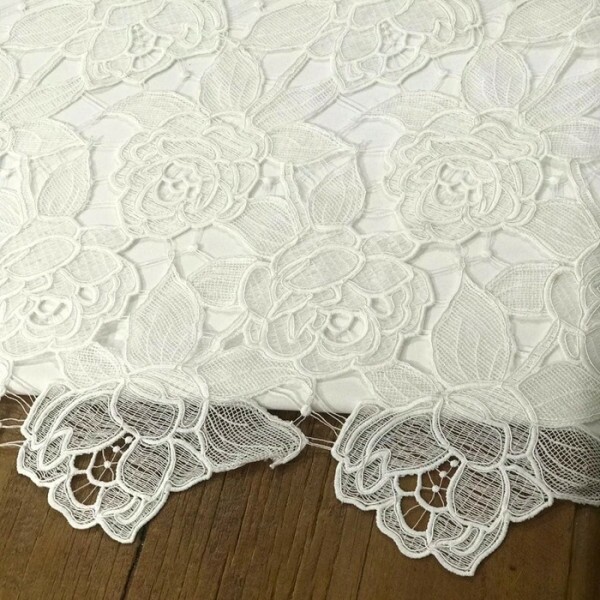 Rechilieu Floral Off White