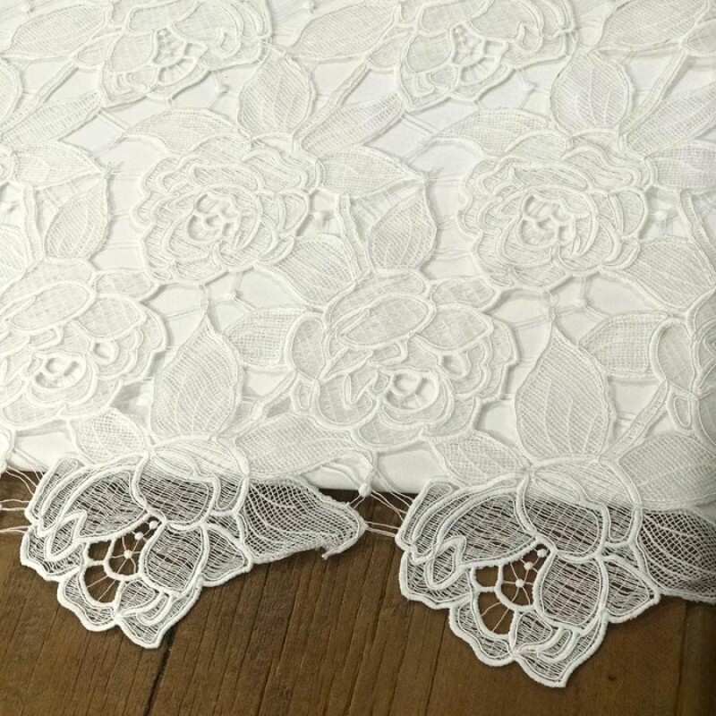 Rechilieu Floral Off White Rechilieu Floral Off White