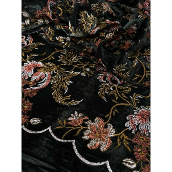 Veludo Embroidery 