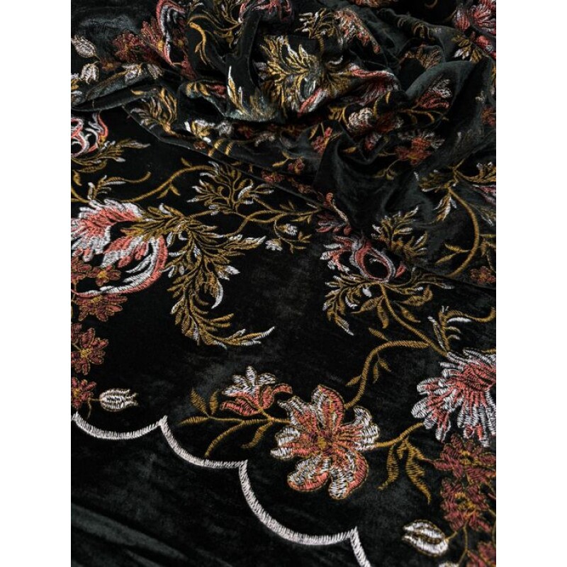Veludo Embroidery 