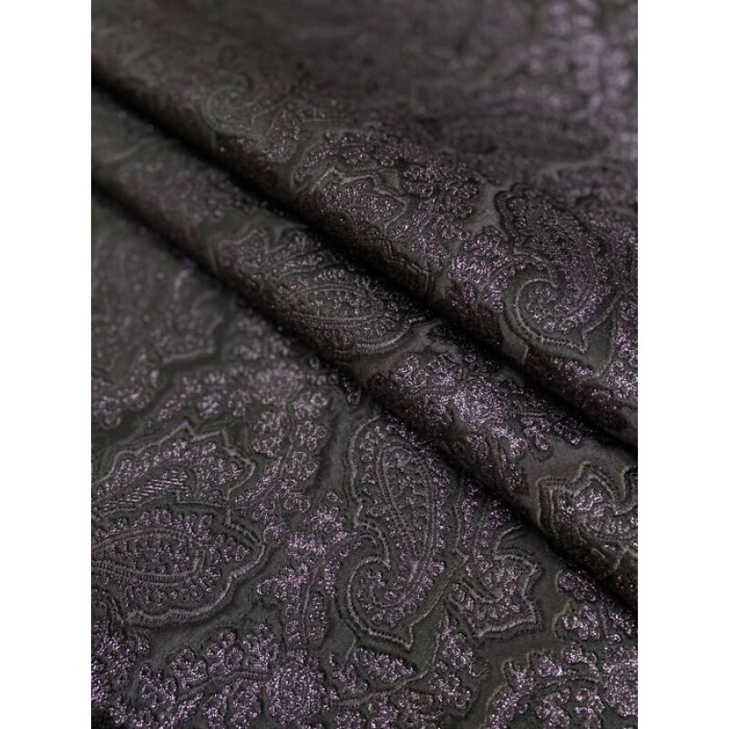 Brocado Italiano Paisley Preto com Lurex Roxo