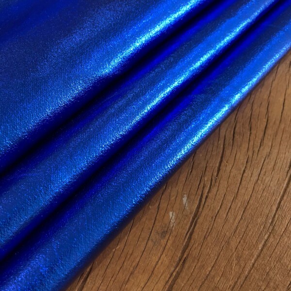 Couro Metálico Canes Azul