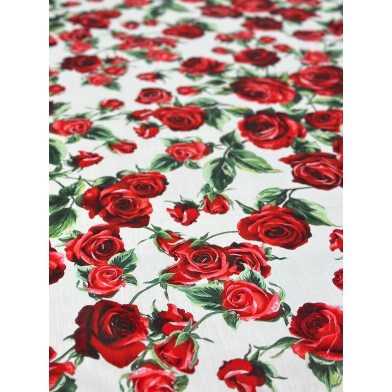 Tricoline Rosas Vermelhas