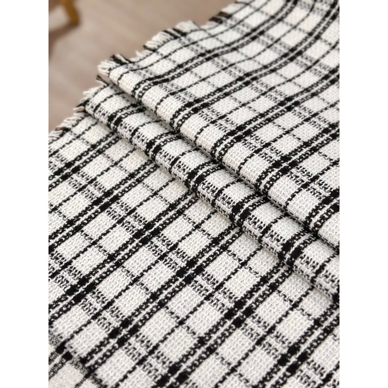 Tweed Off white com Preto