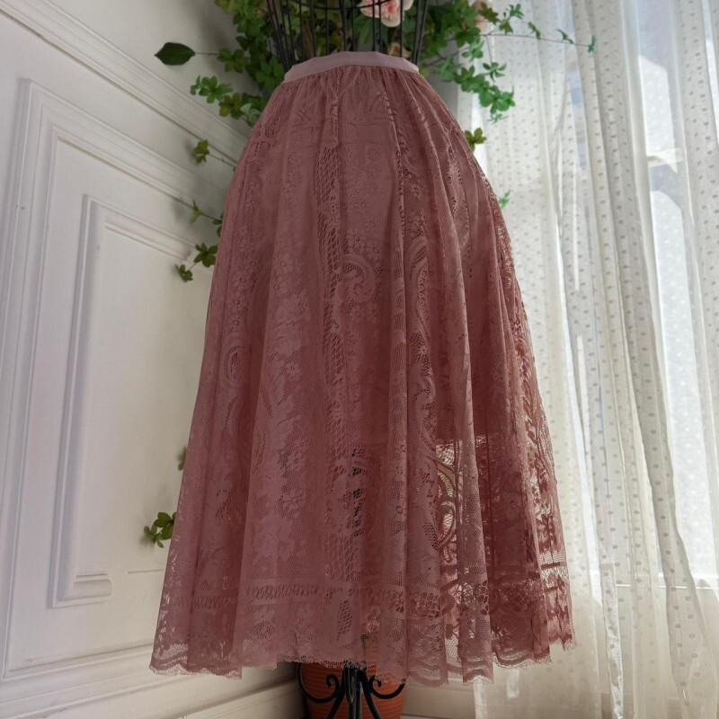 Saia Midi de Renda Chantilly Rose Saia Midi de Renda Chantilly Rose