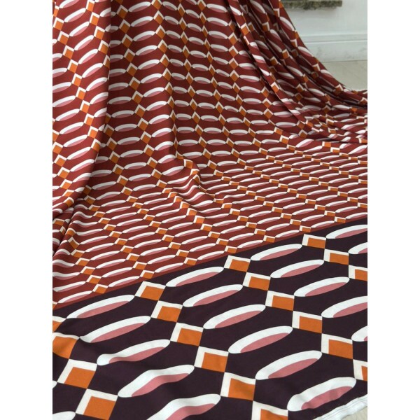 Viscose Estampada com Barrado