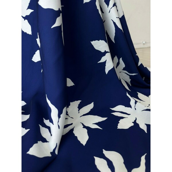 Viscose Encorpada Folhas